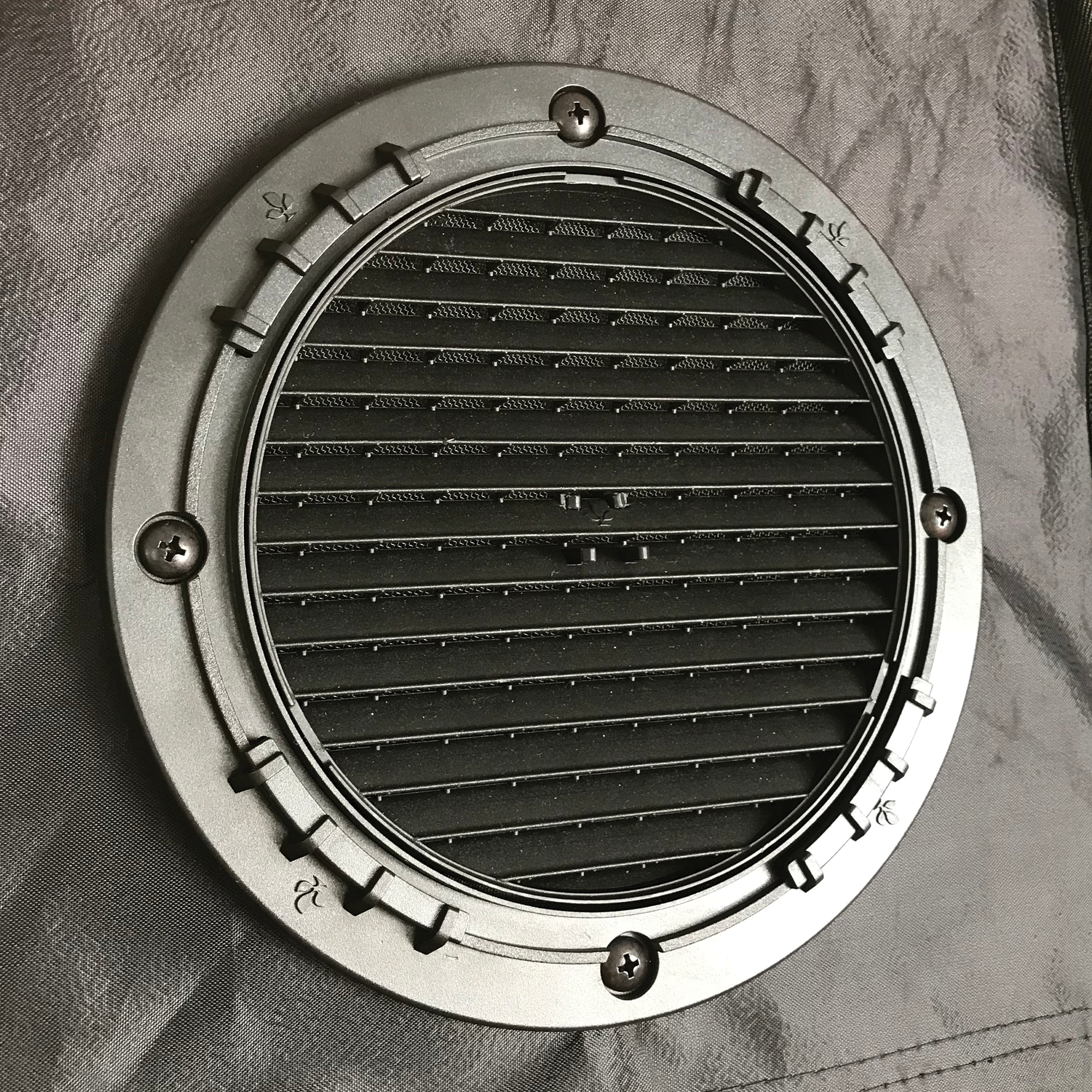 grow tent light baffle